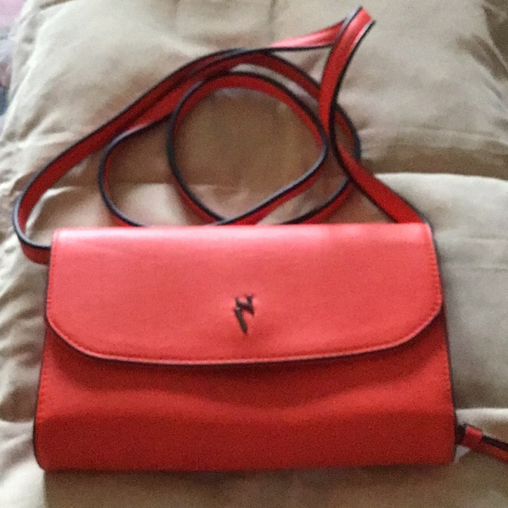 Simply Vera coral cross body clutch